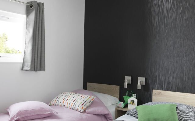 Luxury Chalet With air Conditioning 900 m. From the Beach