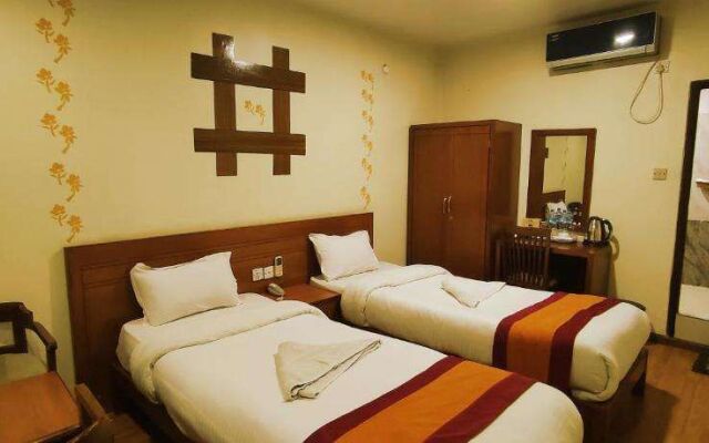 Royal Kings Hotel