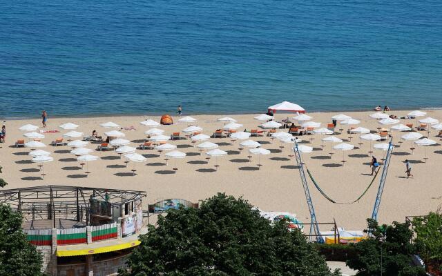 Apart Hotel Golden Line