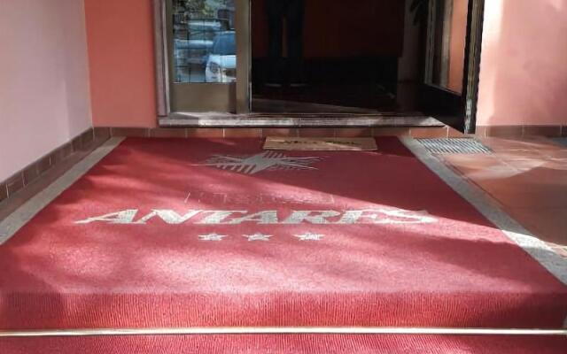Hotel Antares