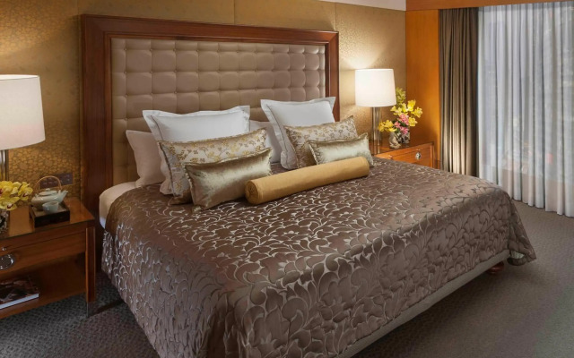 Mandarin Oriental, Hong Kong