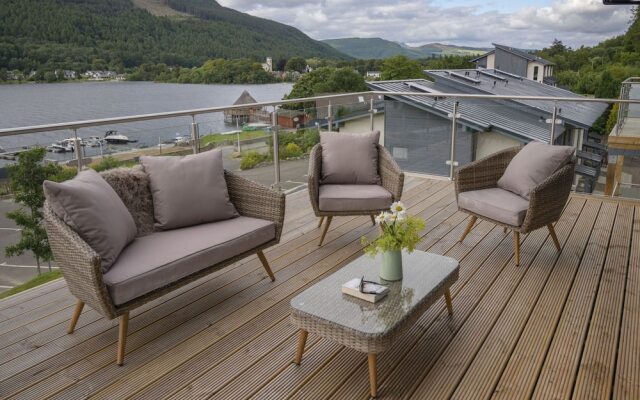 13 Loch View Stunning Loch Views