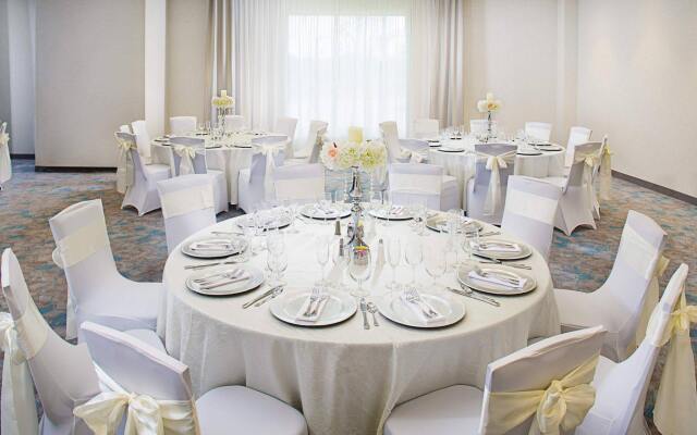Courtyard by Marriott Dallas Carrollton