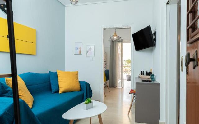 Loutraki apartment Greek open house