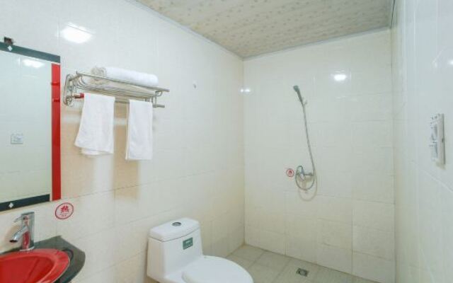 Lijiang Juxian Hotel