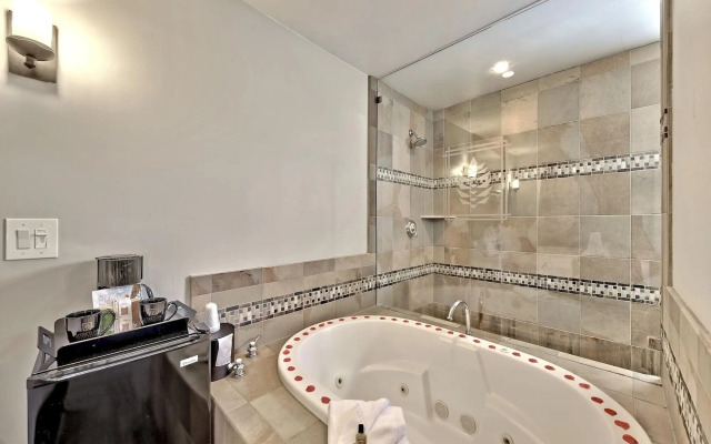 Secrets Inn Lake Tahoe