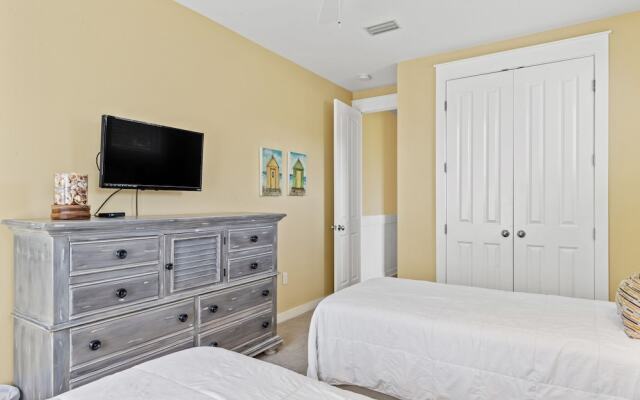 1321 Ravens Run East - Ravens Run