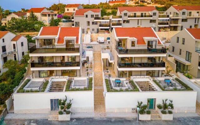 Sutivan Luxury Apartments