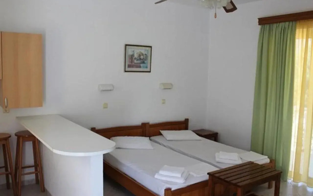 Eristos Beach Hotel