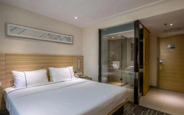 Longxiang Hotel