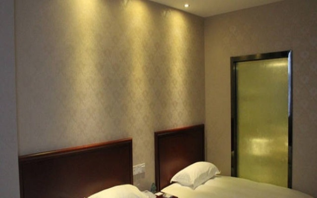 GreenTree Inn Yangzhou Gaoyou Chengnan New District Hongtaiyang Logistic Park Business Hotel – Guest Rooms – Yangzhou