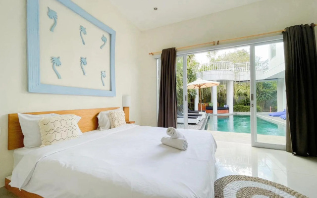 Kembali-Luxury 3BR Villa 3-Seminyak