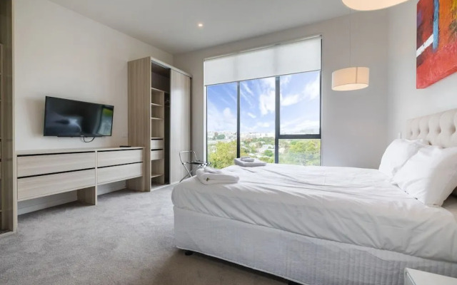 Private 3 Bedroom with Ensuite Bathrooms