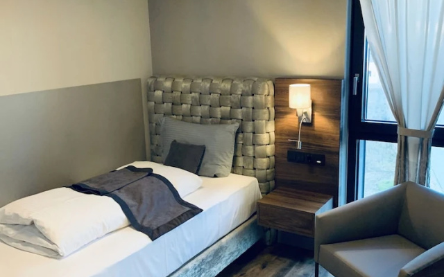 Intergroup Business Und Design Hotel