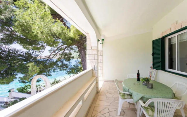 Villa Ana Živogošće