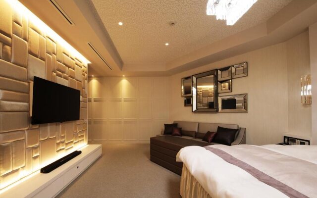 N Hotel