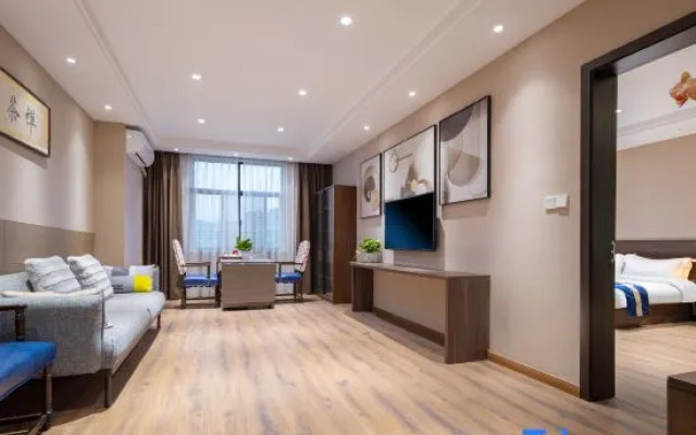 Ouyuan Apartment (Shanghai Hongqiao Airport Longxi Road Subway Station)