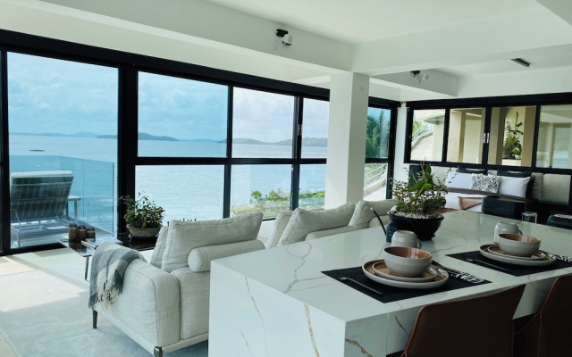 The Waterfront Studio