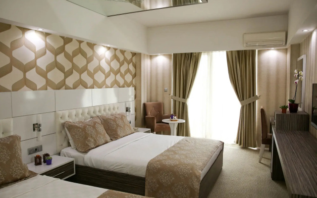 MOX Hotel