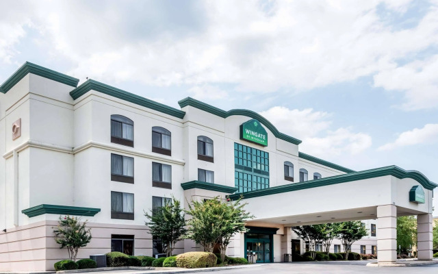 Holiday Inn Cleveland by IHG
