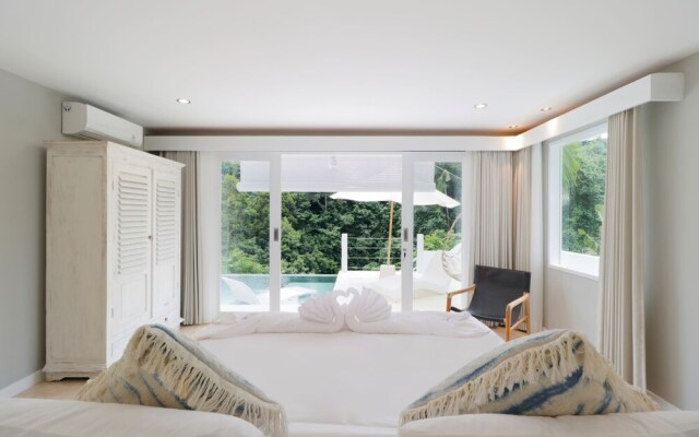 Limitless Jungle Villas Complex, 5 BR, Ubud With Staff
