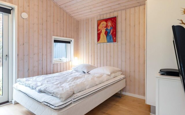 6 Person Holiday Home in Hojslev-by Traum