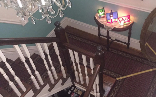 Historic 1859 Woldert-spence Manor