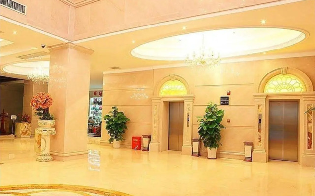 Zhongshui International Hotel (Nanxishan Park)