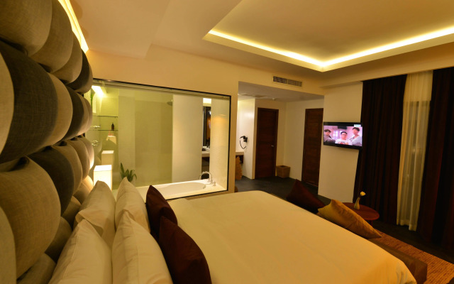 Solitaire Damnak Villa Hotel