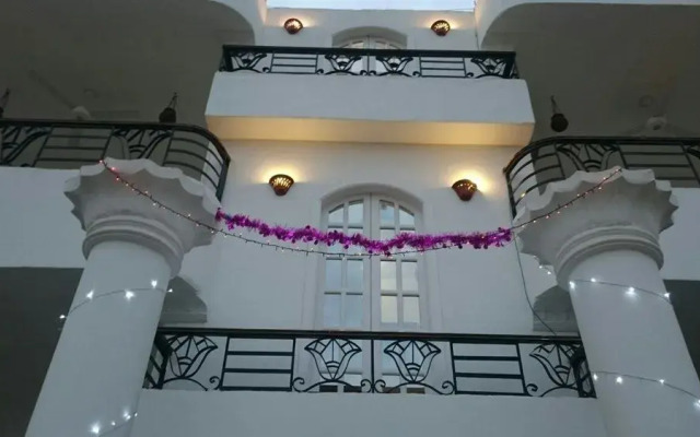Lotus House Luxor