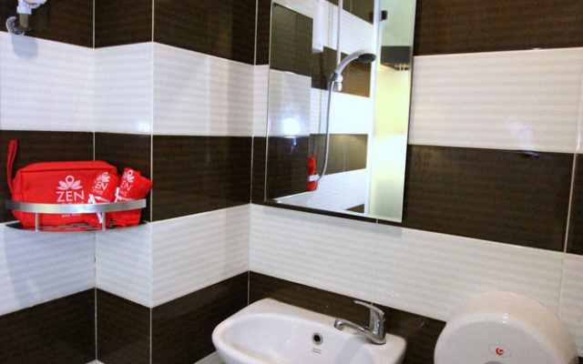 ZEN Rooms Menteng Cikini