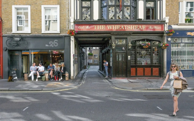 Hanway Street by Onefinestay
