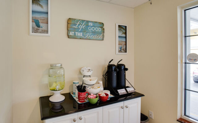 Pierview Hotel and Suites