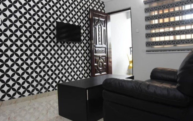 Stunning 3-bed House in Well Secured Estate, Lekki