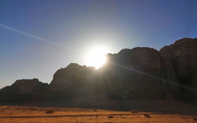 Wadi Rum Blue Sky and Tour