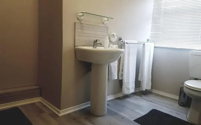 Addo Riverside Villa