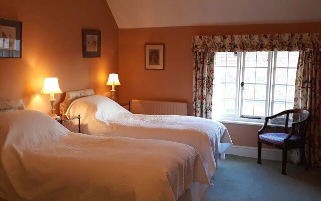 Cotton Farm Bed & Breakfast