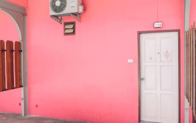 โรงแรม444