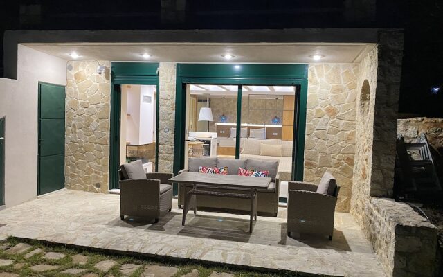 Papaduke House Kalives-Chania - Panoramic Sea View