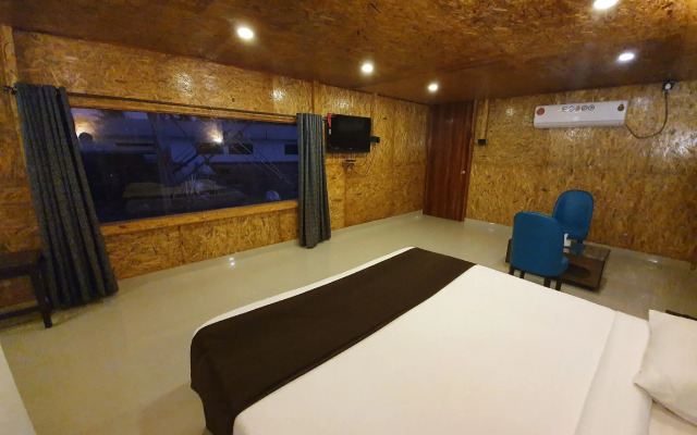 Whispering Woods Resort-Lonavala