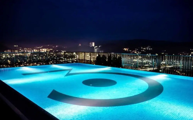 3 Towers Kuala Lumpur by VH-Select