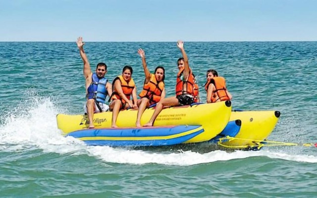 Sai Vishram Beach Resort Byndoor
