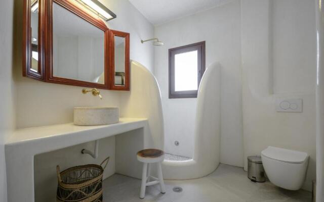Naxos Center Houses