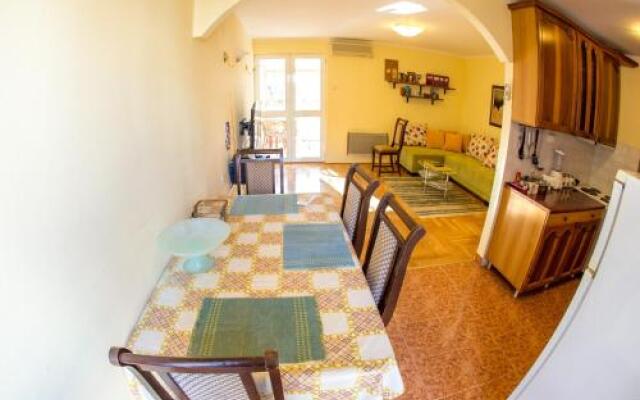 Aleksandar Apartment