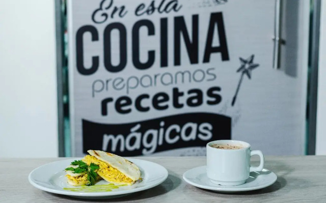 Hotel Laureles Plaza