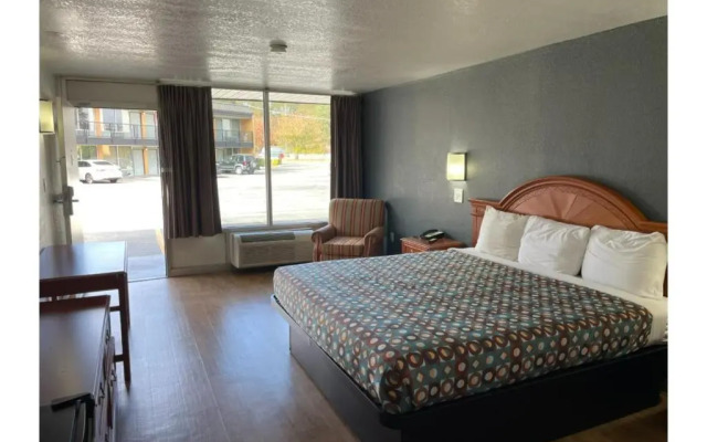 Country Hearth Inn Suites Greenville
