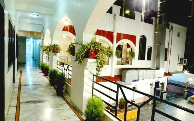 Hotel Prayag Inn