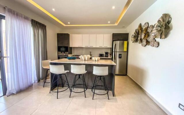 Lujoso Condo 2 HAB Céntrico Playa 5 min