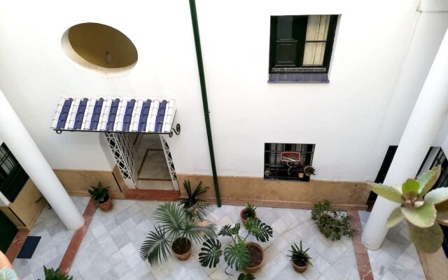 Apartment With 2 Bedrooms In Sevilla, With Wifi