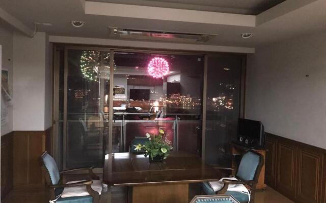 Atami Onsen GUEST HOUSE MEGUMI - Hostel